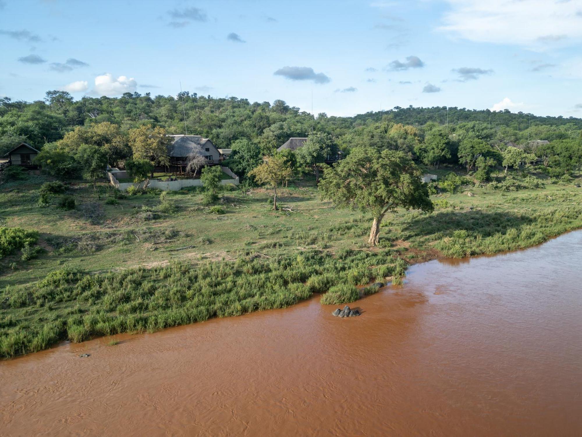 Nyati Safari Lodge フッドスプルイト エクステリア 写真