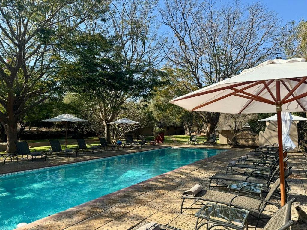 Nyati Safari Lodge フッドスプルイト エクステリア 写真